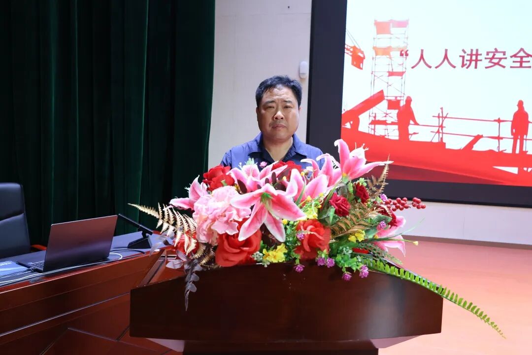98feecc7-3b42-43e9-85bb-73b6d05cdd5c.jpg